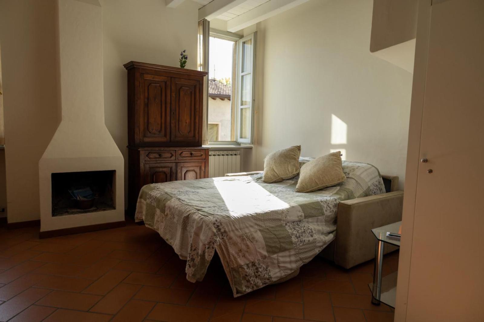 Casa Vacanze Rasetto Costa di Mezzate Bagian luar foto